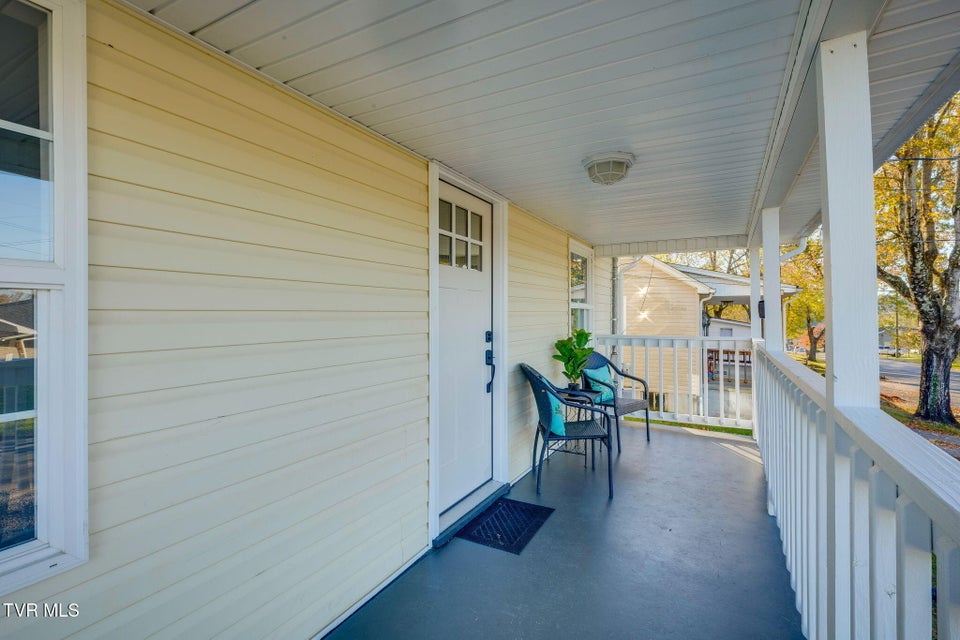 Photo #3: 1615 Maryland Avenue