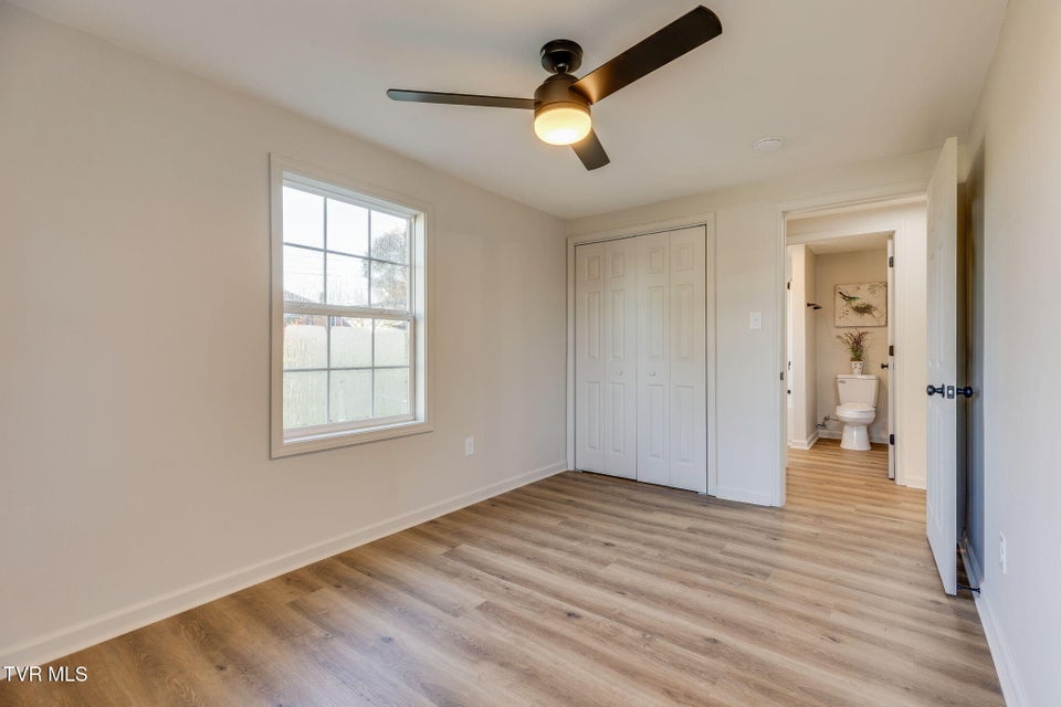 Photo #13: 1615 Maryland Avenue