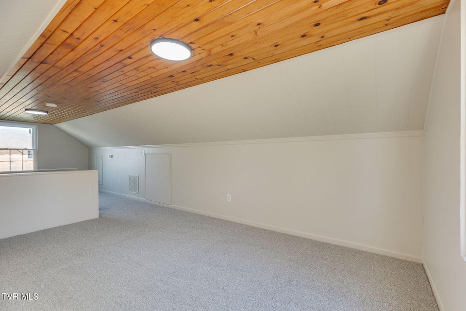 Photo #18: 1615 Maryland Avenue