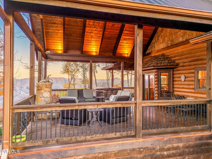 Photo #12: 7464 Callalantee Drive