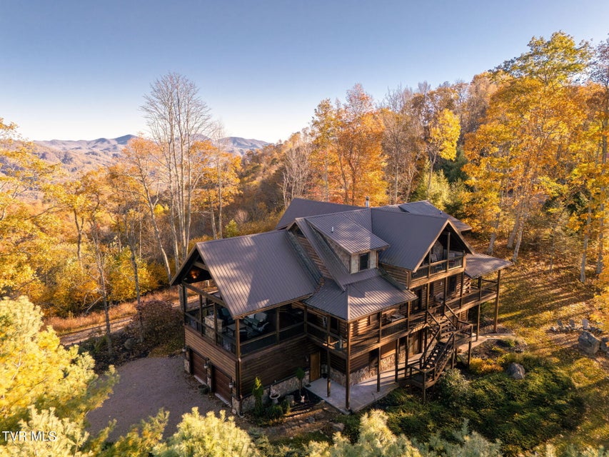 Photo #13: 7464 Callalantee Drive