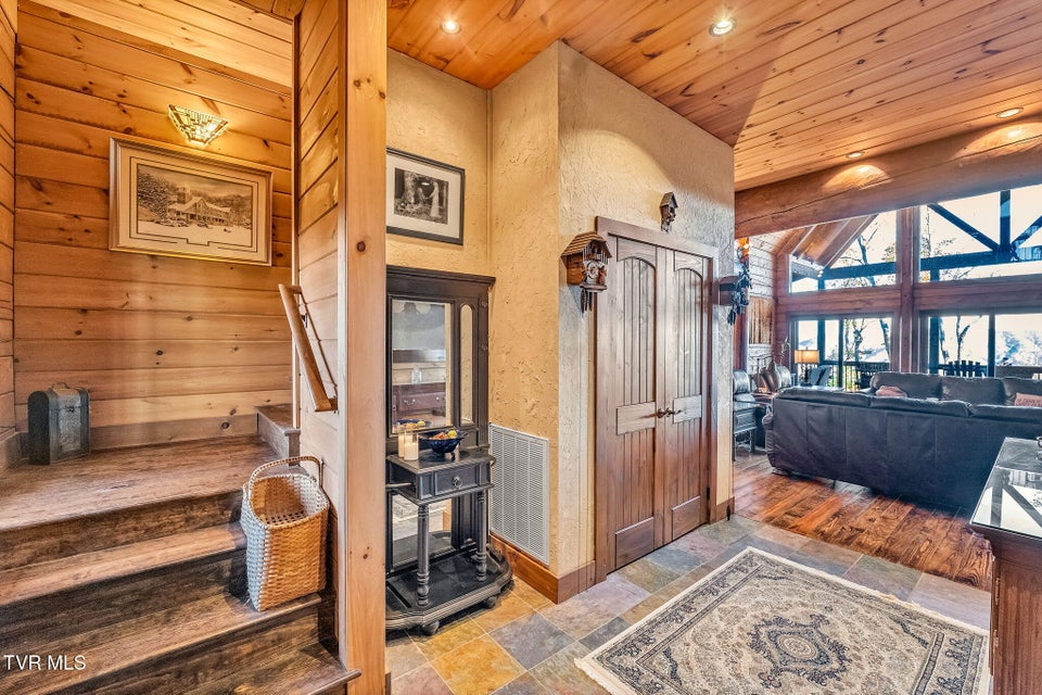 Photo #19: 7464 Callalantee Drive