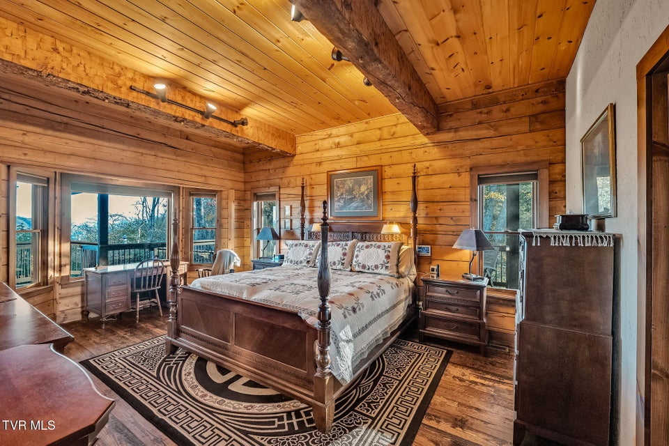 Photo #35: 7464 Callalantee Drive