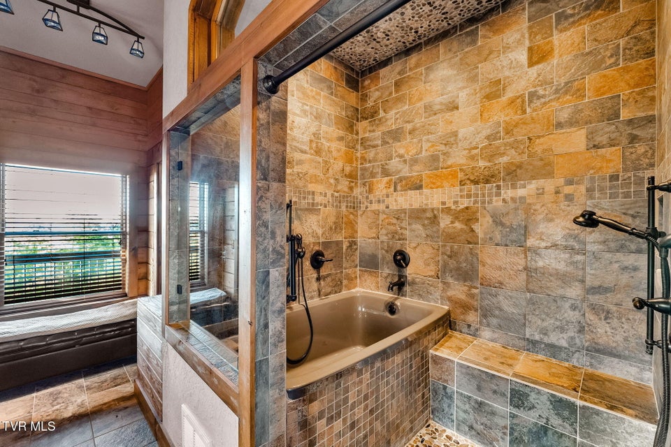 Photo #38: 7464 Callalantee Drive