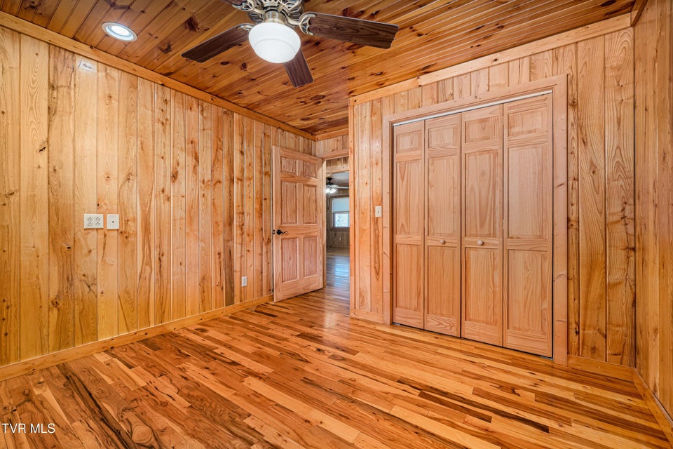 Photo #34: 928 Avery Branch Road