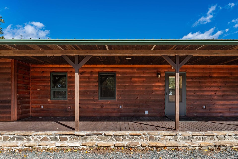 Photo #31: 928 Avery Branch Road