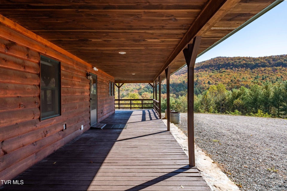 Photo #27: 928 Avery Branch Road