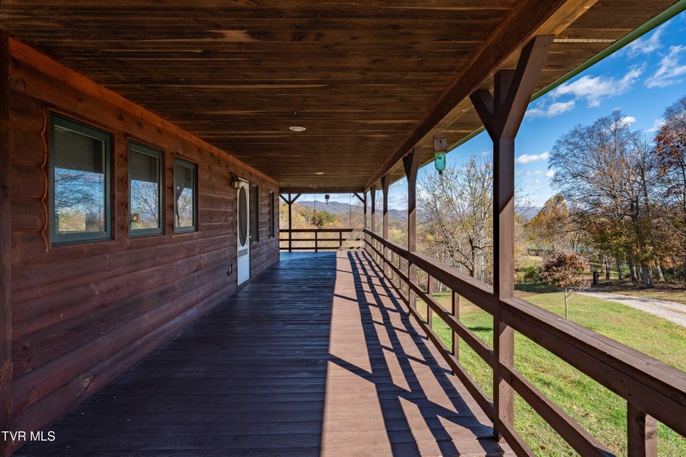 Photo #25: 928 Avery Branch Road