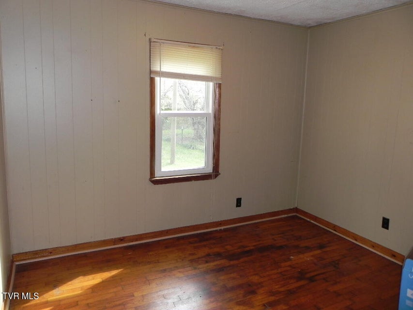 Photo #6: 404 Market Street