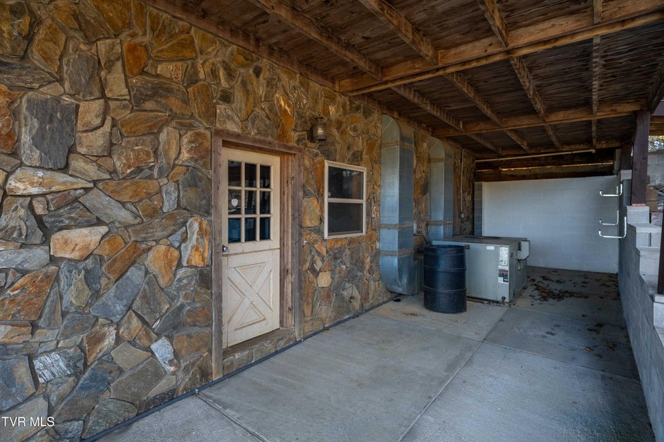 Photo #40: 928 Avery Branch Road