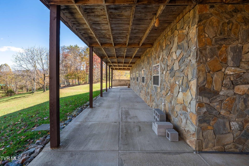 Photo #42: 928 Avery Branch Road