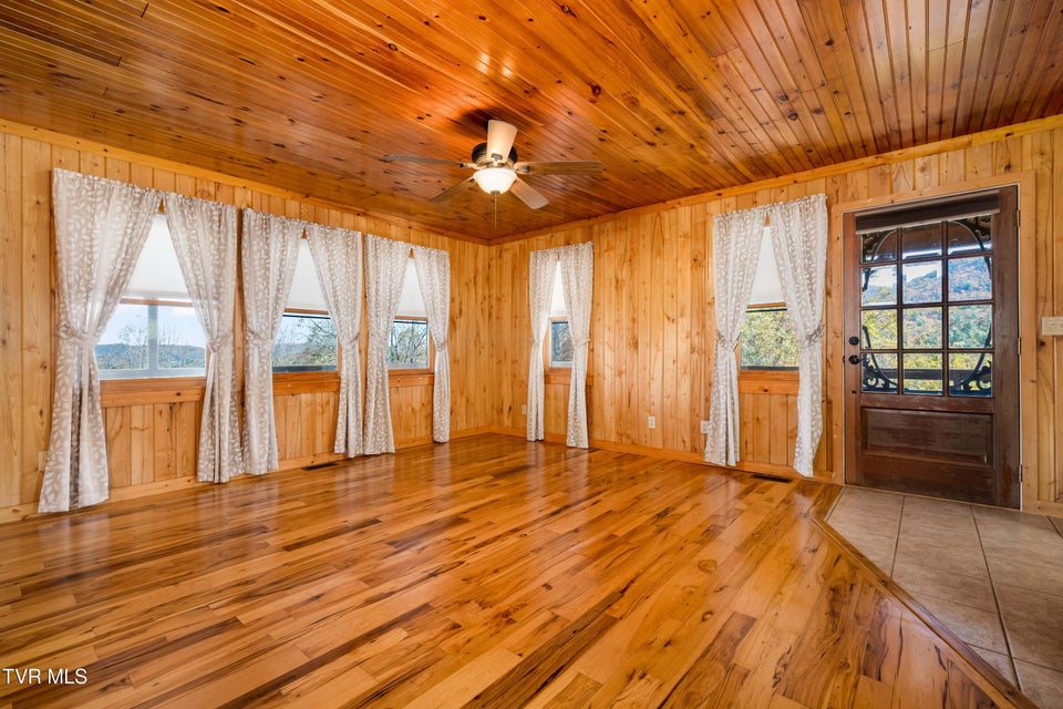 Photo #55: 928 Avery Branch Road