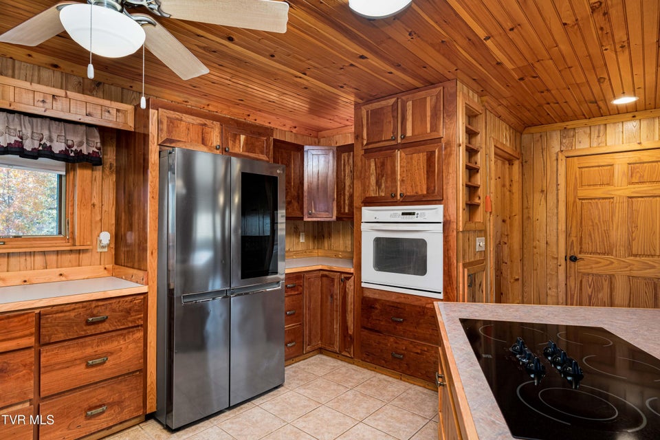 Photo #58: 928 Avery Branch Road