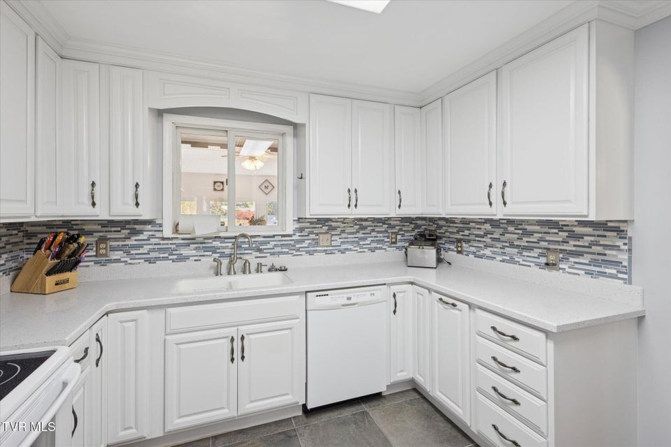 Photo #14: 107 Dogwood Lane