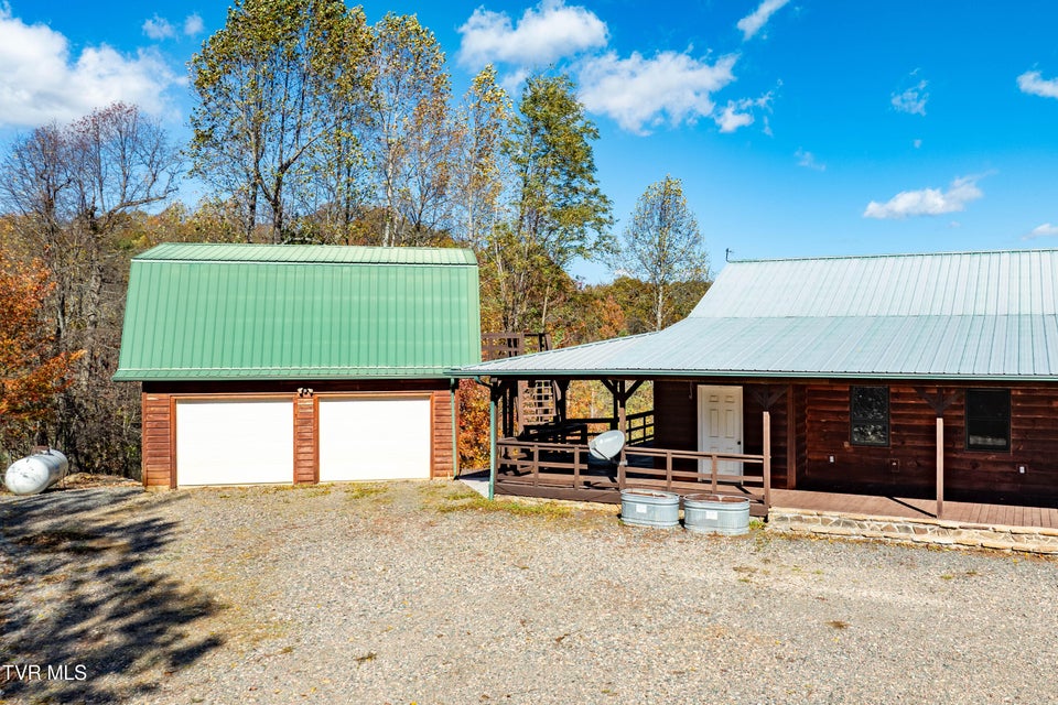 Photo #7: 928 Avery Branch Road