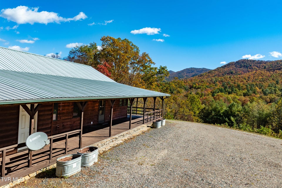 Photo #65: 928 Avery Branch Road