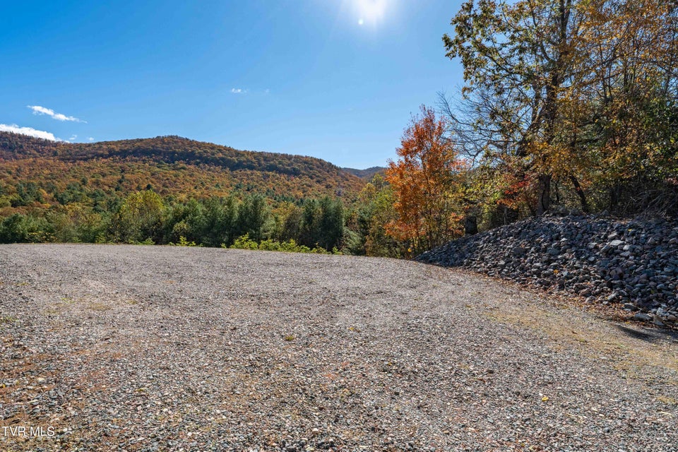 Photo #77: 928 Avery Branch Road