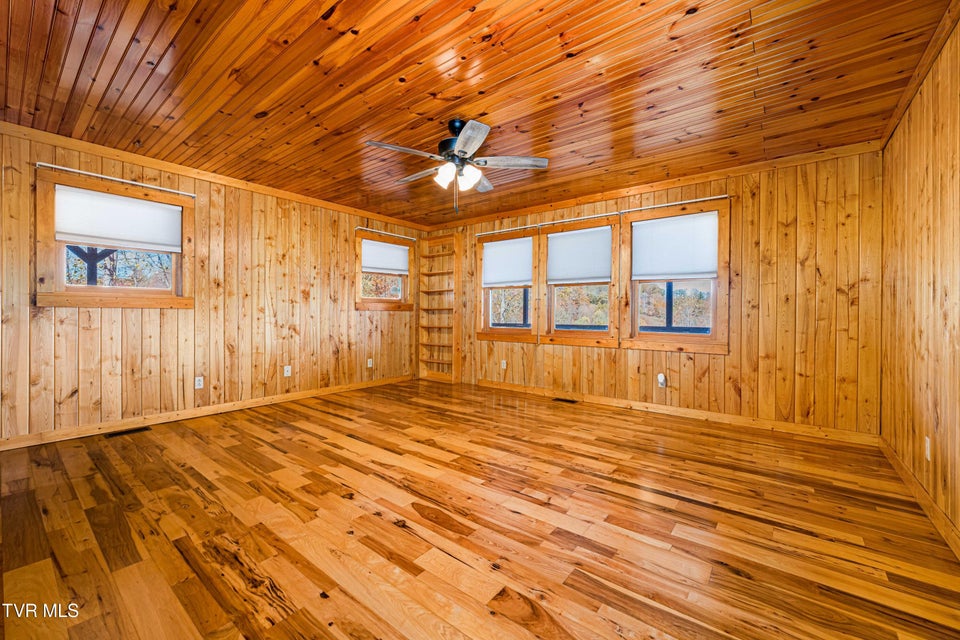 Photo #78: 928 Avery Branch Road