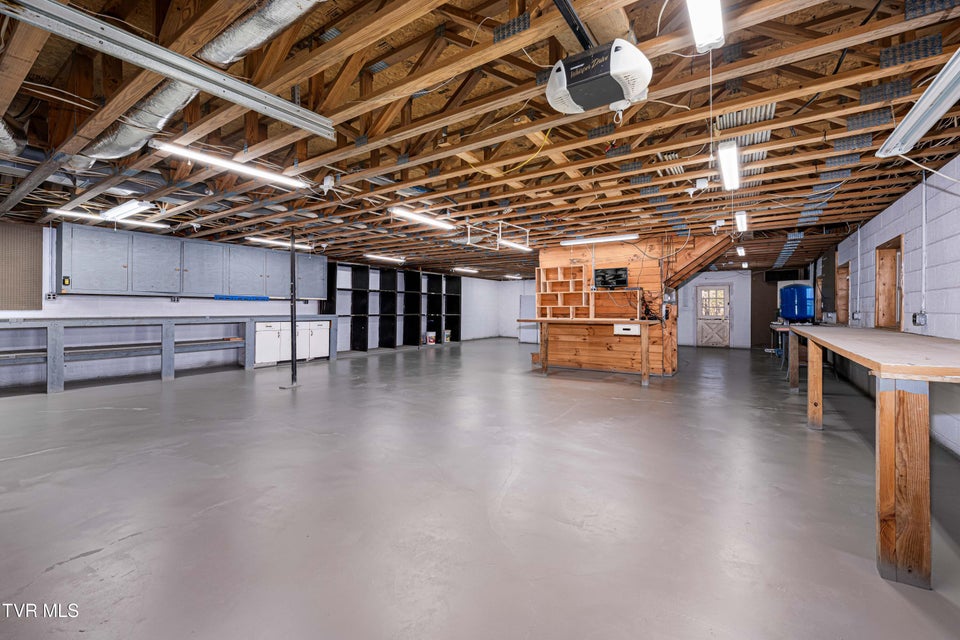 Photo #87: 928 Avery Branch Road