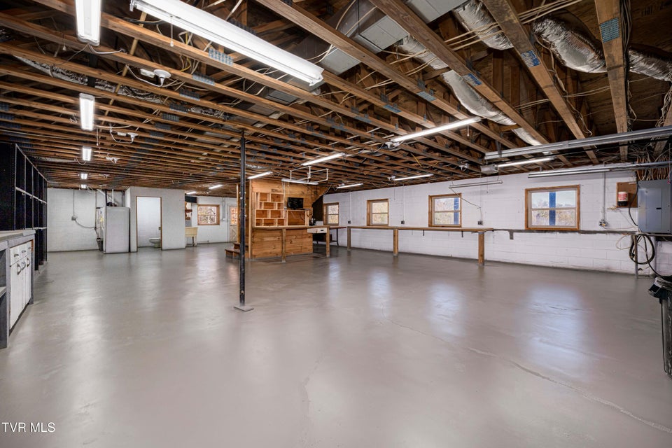 Photo #88: 928 Avery Branch Road