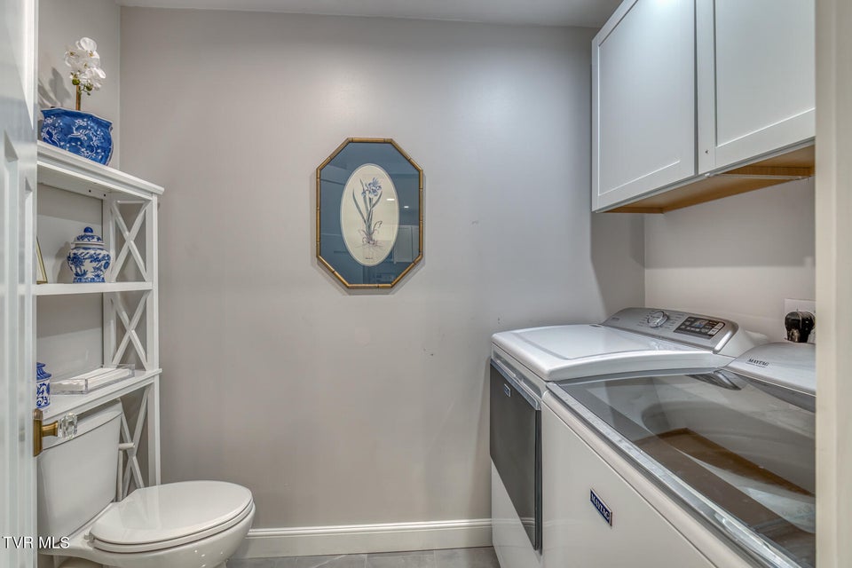 Photo #24: 501 Golf Course Drive