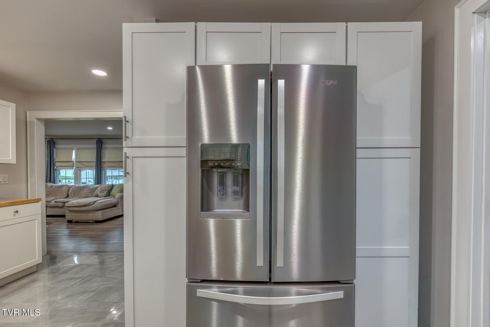 Photo #13: 501 Golf Course Drive