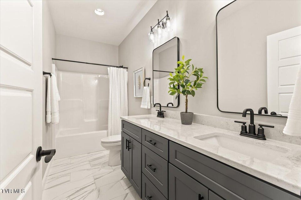 Photo #20: 2376 Haystack Circle