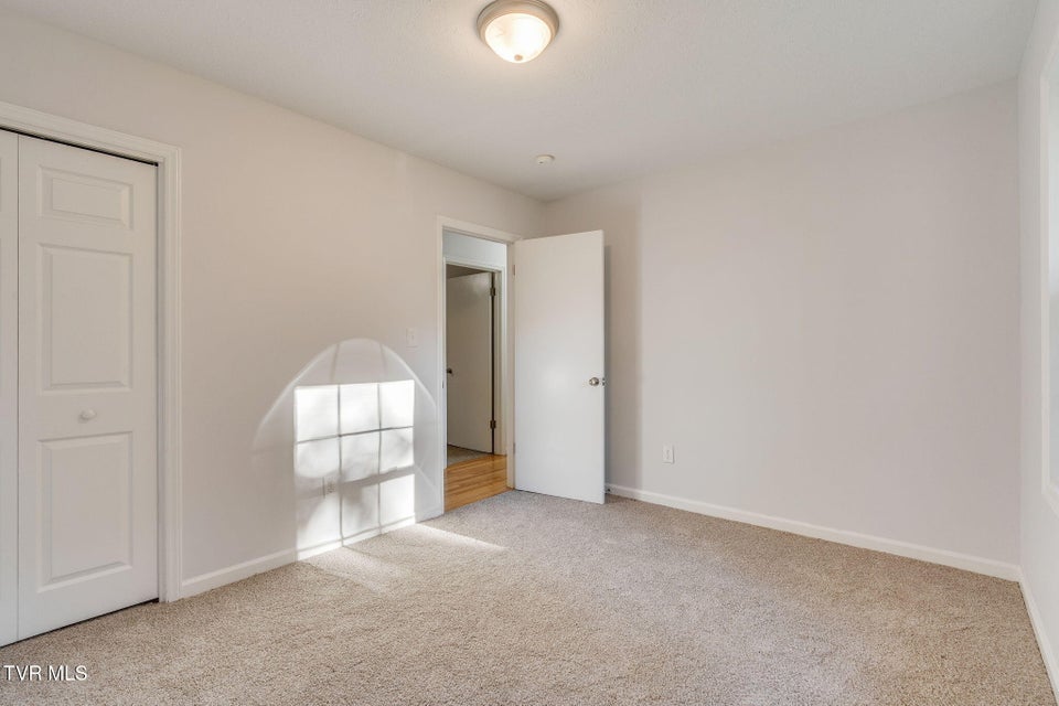 Photo #24: 506 Edgewood Drive