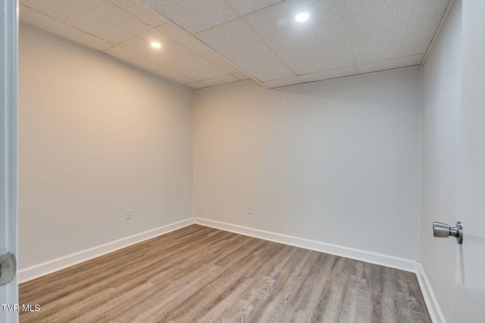 Photo #40: 506 Edgewood Drive