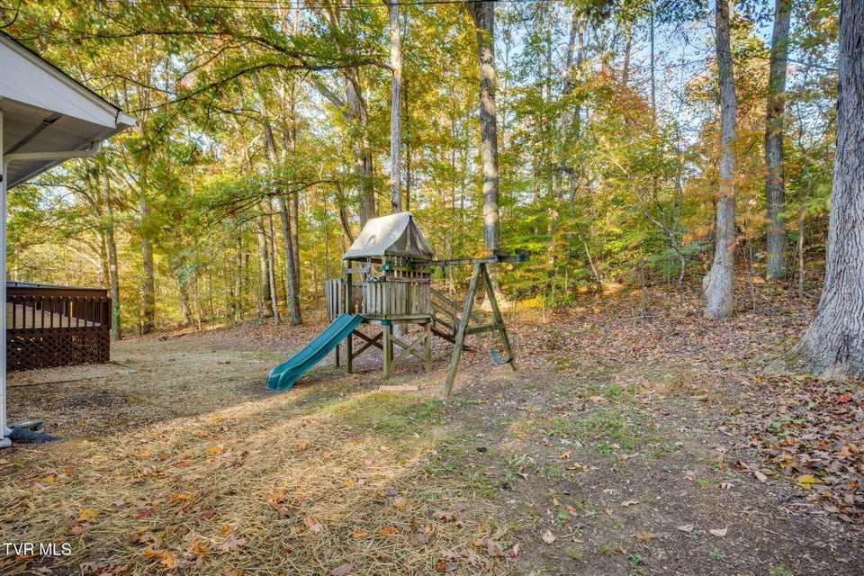 Photo #42: 506 Edgewood Drive