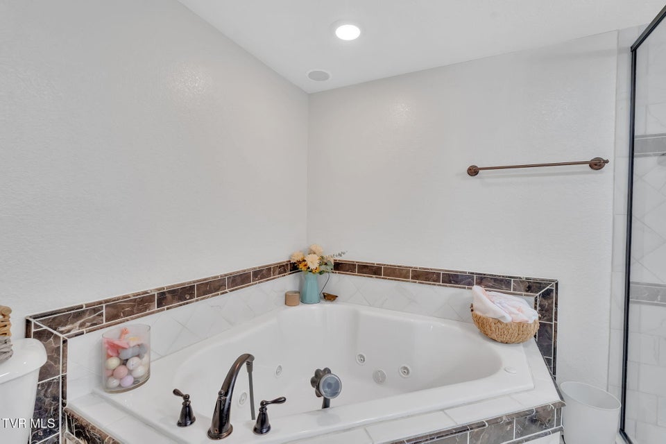 Photo #18: 2713 Country Club Road