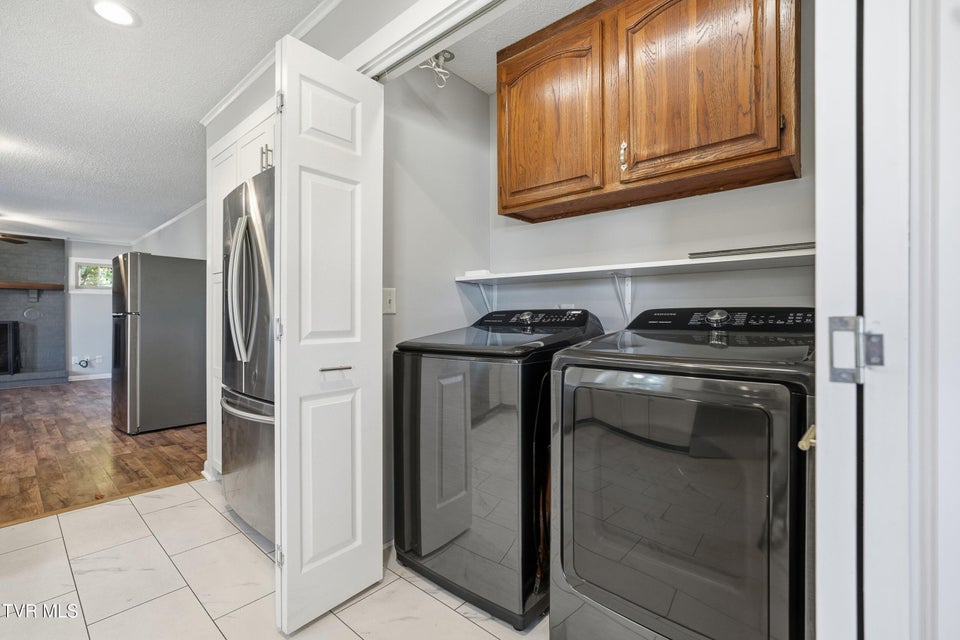 Photo #17: 2850 Ashley Street