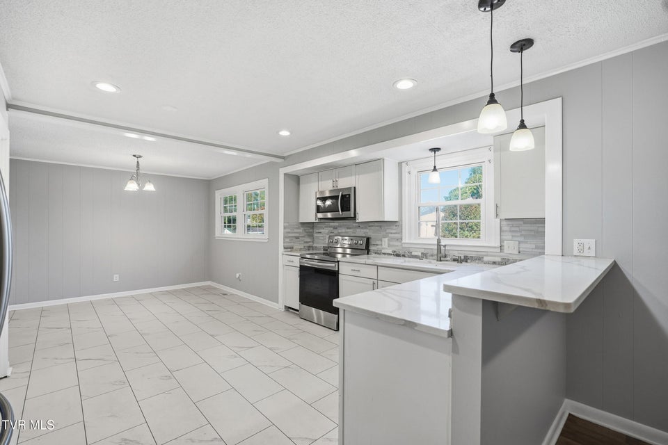 Photo #16: 2850 Ashley Street