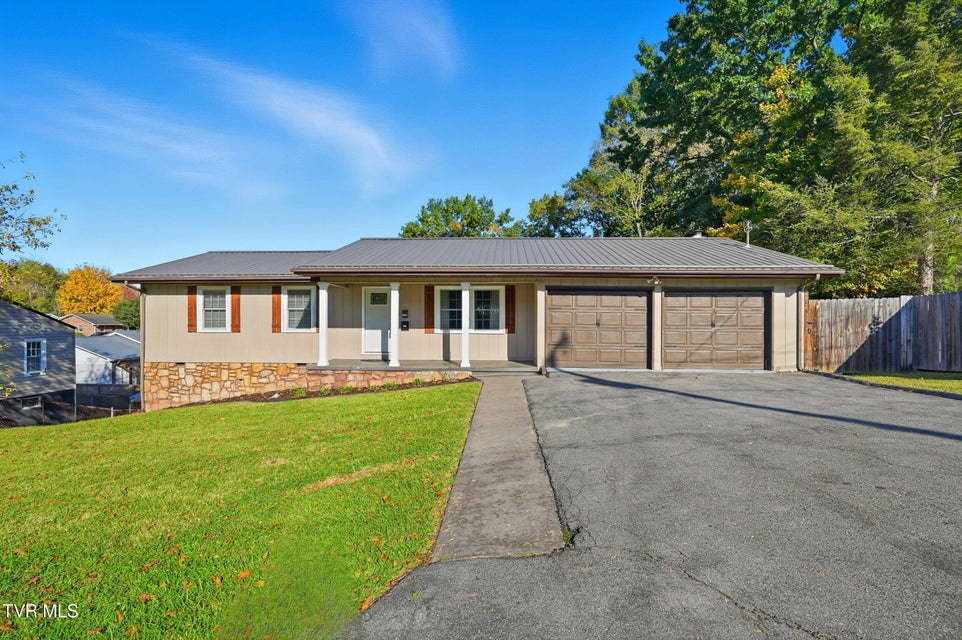 Photo #2: 2850 Ashley Street