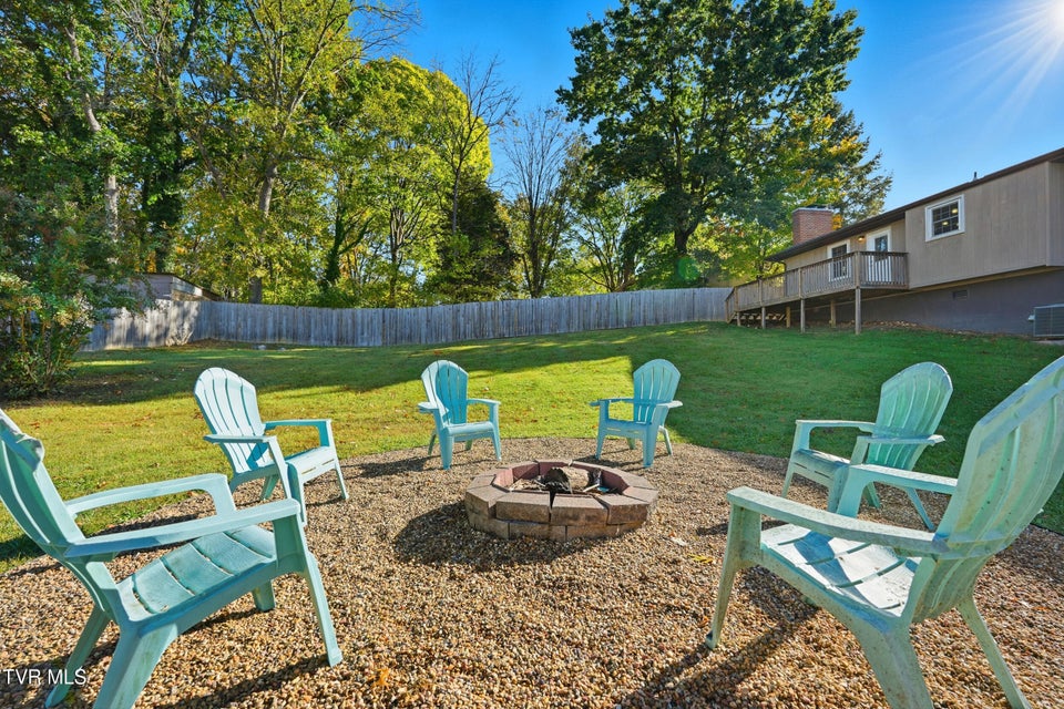 Photo #37: 2850 Ashley Street