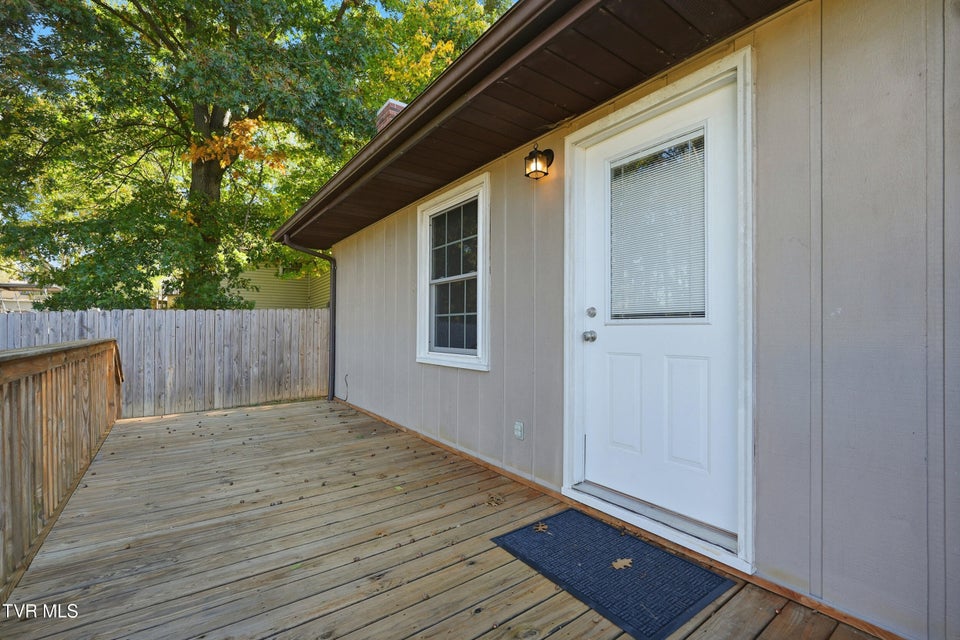 Photo #35: 2850 Ashley Street