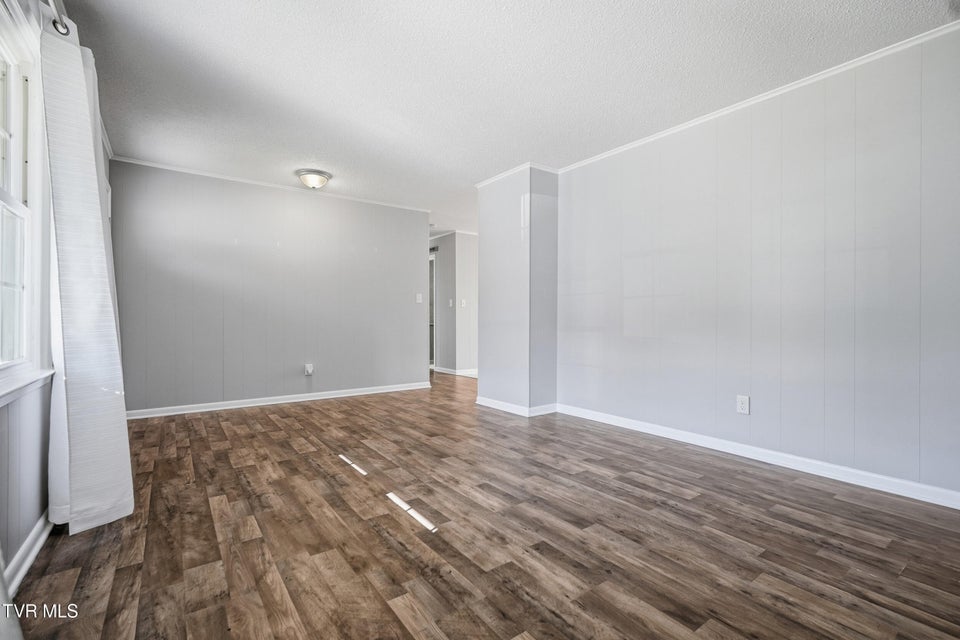 Photo #9: 2850 Ashley Street