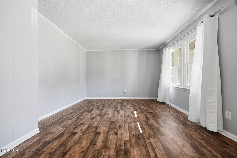 Photo #7: 2850 Ashley Street