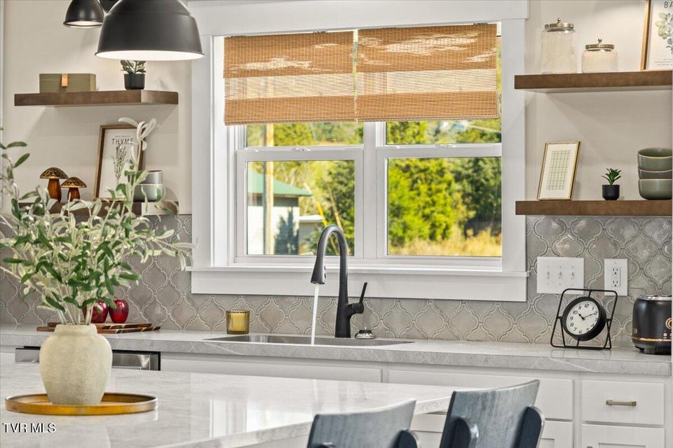 Photo #25: 105 Bishop Hollow Road