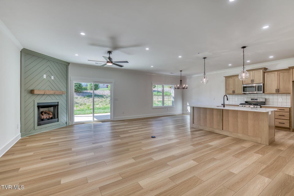 Photo #10: 23 Station Way