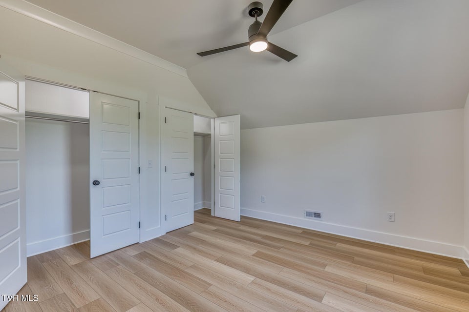 Photo #27: 23 Station Way