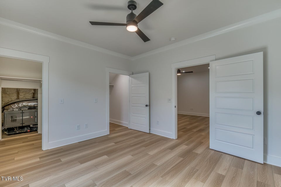 Photo #37: 23 Station Way