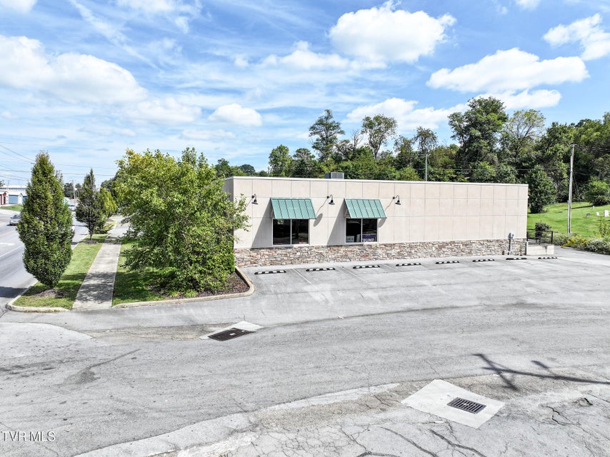 Photo #6: 914 Snapps Ferry Road