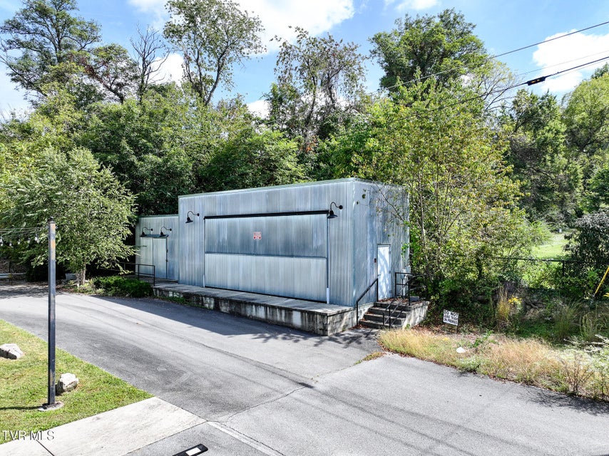 Photo #7: 914 Snapps Ferry Road