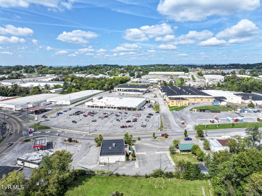 Photo #8: 914 Snapps Ferry Road