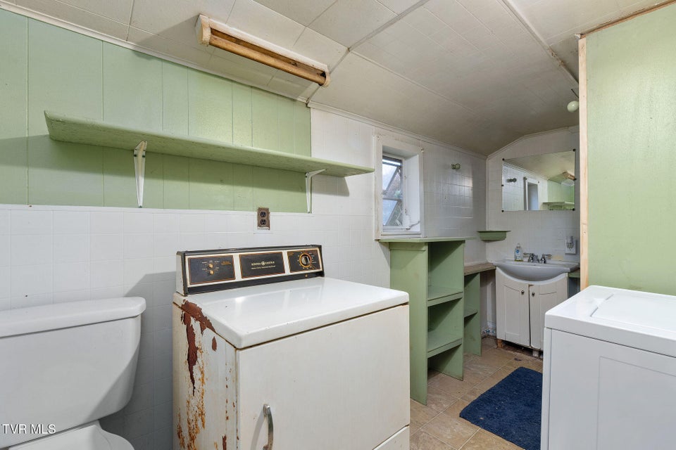 Photo #26: 1802 Winchester Road