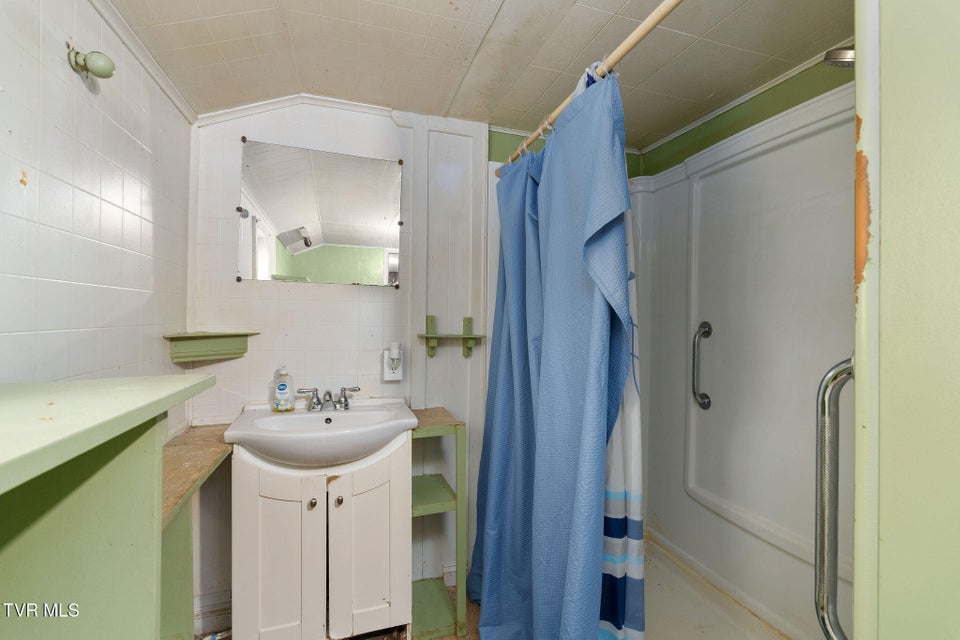 Photo #23: 1802 Winchester Road