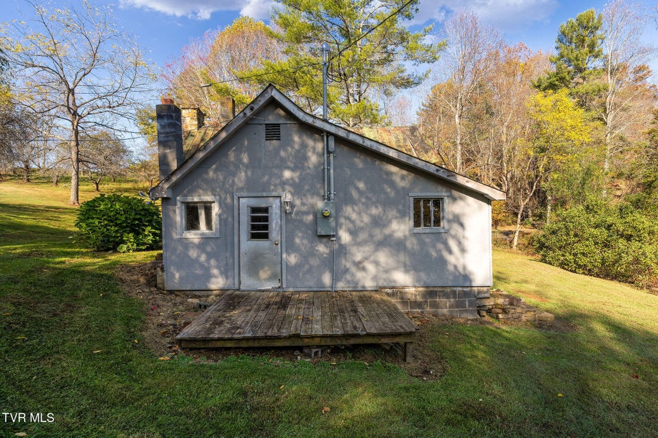 Photo #27: 1802 Winchester Road