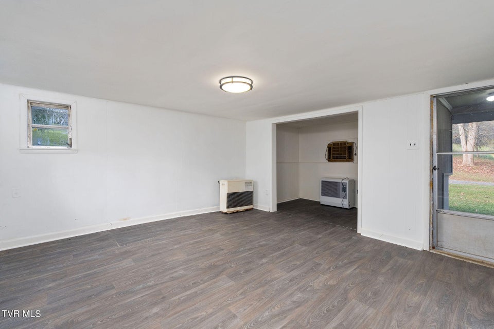 Photo #5: 1802 Winchester Road