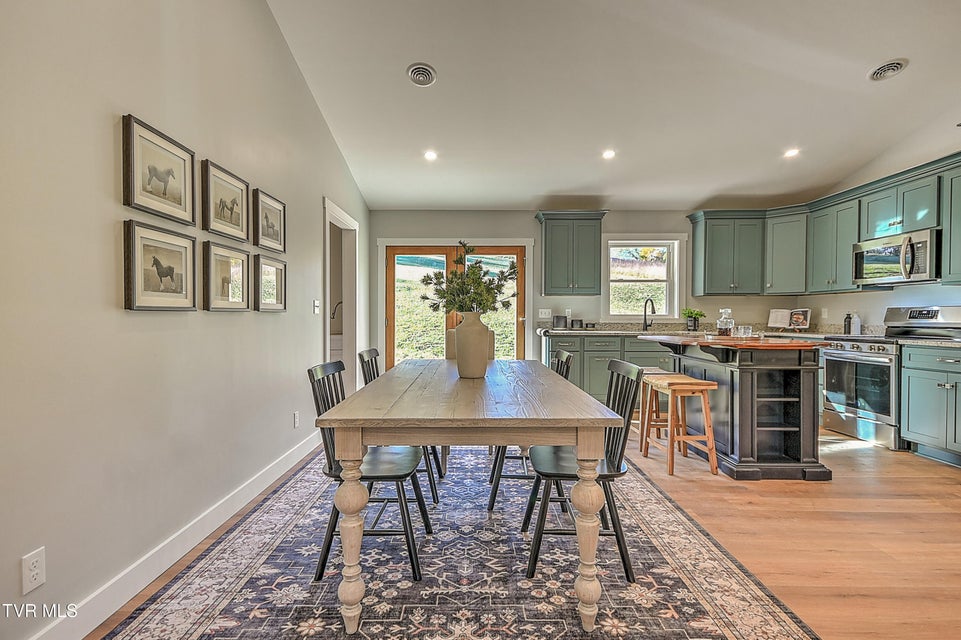 Photo #12: 15216 Bordwine Road